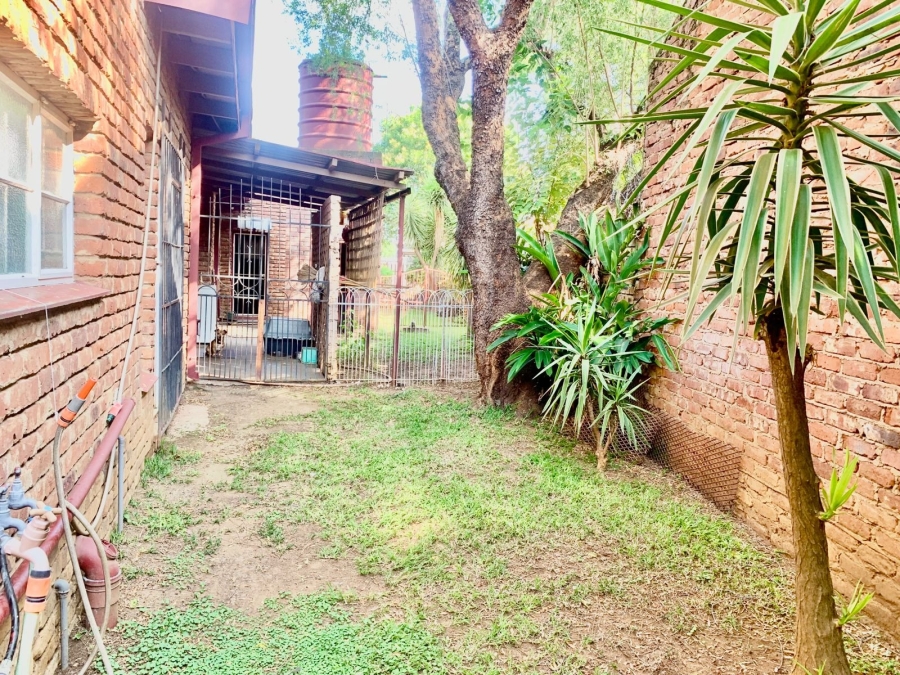 4 Bedroom Property for Sale in Rustenburg Central North West